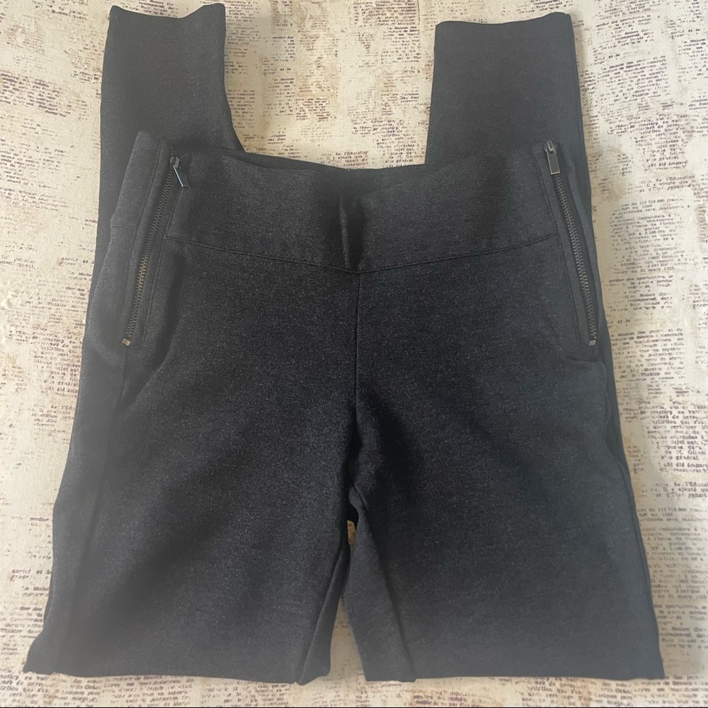 Zara Trafaluc black leggings great condition size XS